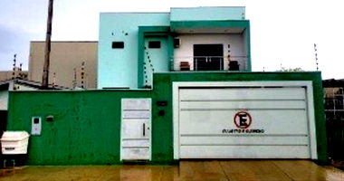 Sobrado Residencial com 300m² de Terreno e 284m² Construídos