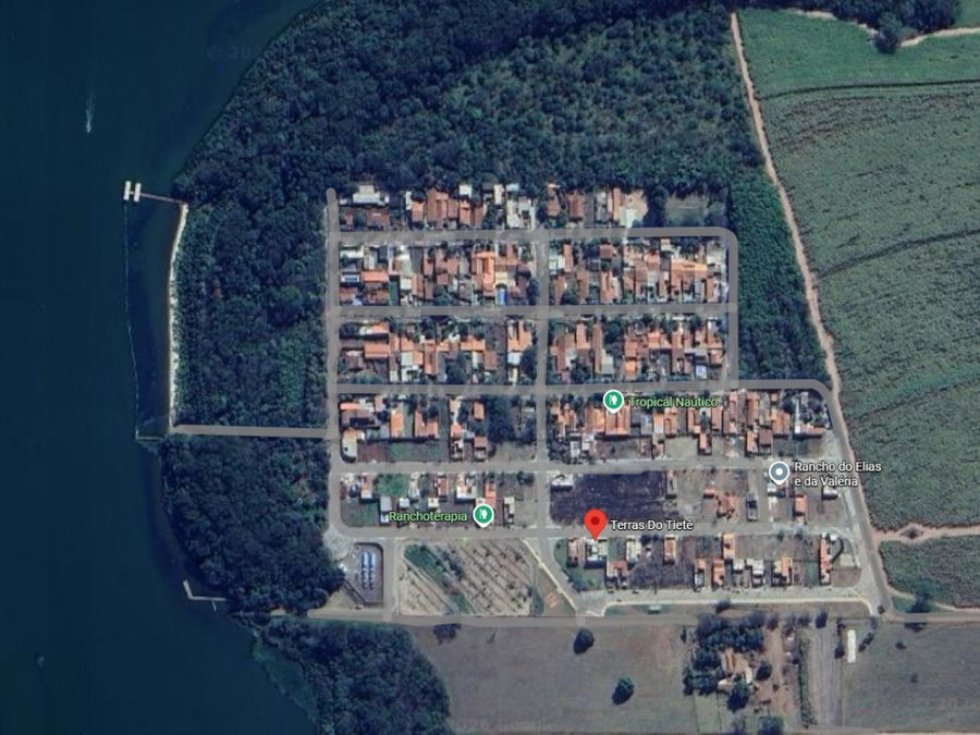 Terreno residencial de 162,62m² em loteamento
