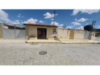 Casa 2 Vagas e 253 m² Construídos Ocupada