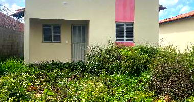 Casa com 2 quartos, varanda, área construída 60,52 m²
