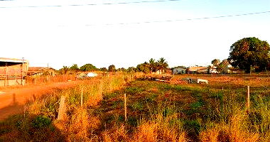 Lote Industrial com 1.145 m² e Construções Metálicas