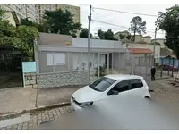 Casa Ocupada com 164m² de Área Construída em Porto Alegre