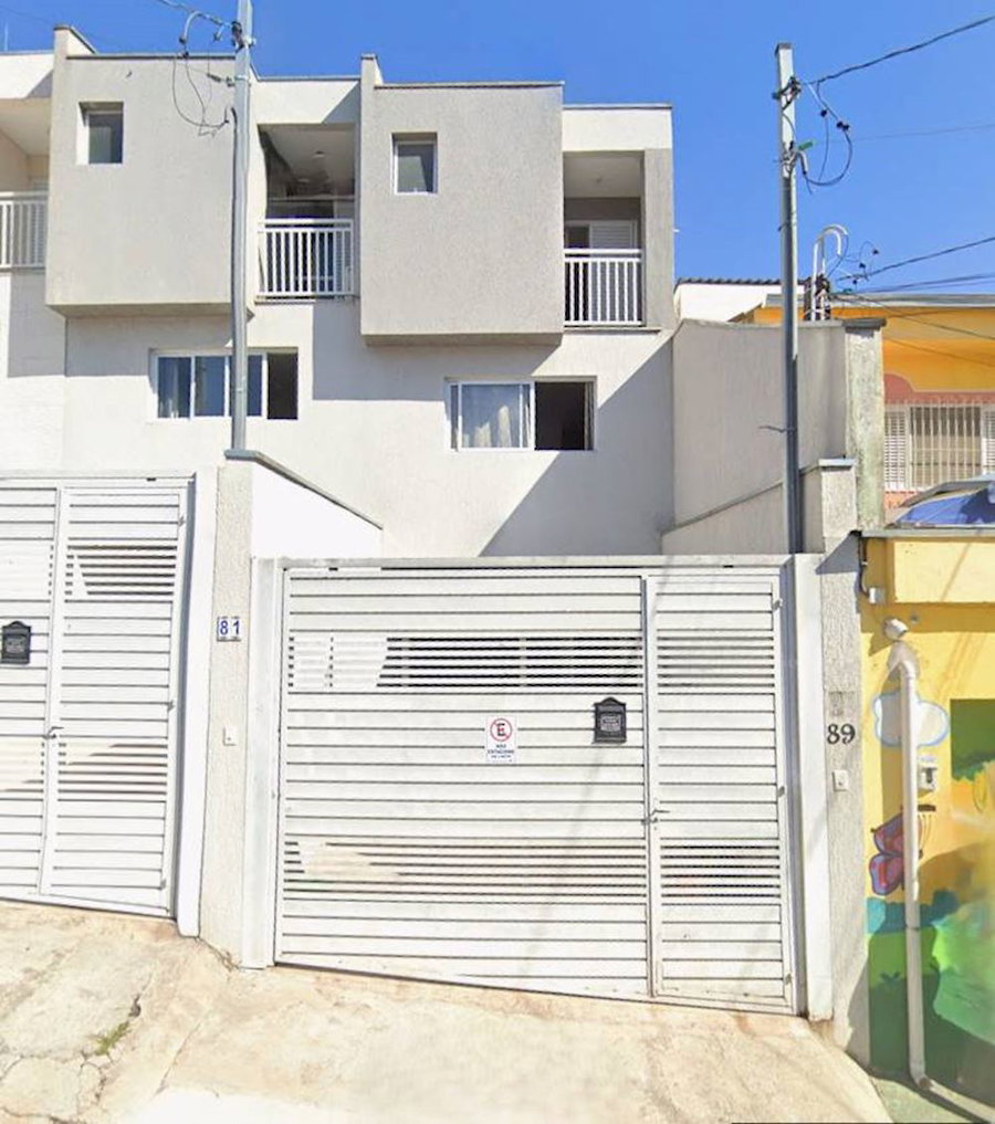 Casa com 2 dormitórios, 2 banheiros, 112,8m² de área construída