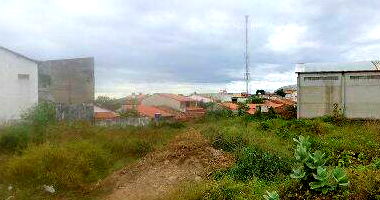 Terreno de 471,90m² em Santa Quitéria/CE