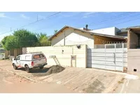 Casa em Leilão com 69,39m² de Área Construída