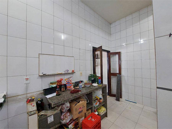 Casa com 3 quartos, 258,28 m² construídos, ocupada