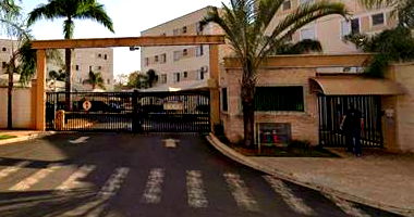 Apartamento com 1 Banheiro e Vaga em Ribeirão Preto