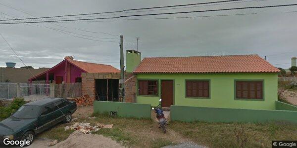 Imóvel no Cassino com 2 Quartos e Piscina