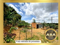 Casa rural com terreno, 5x14m, precária, com fruteiras