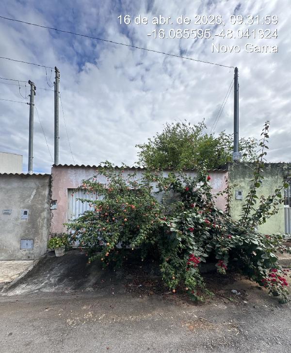 Casa com 2 quartos, 60m² privativos e 1 vaga de garagem