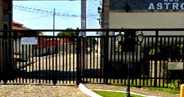 Casa com 4 quartos em Araruama/RJ