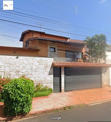Linda Casa com Piscina e Churrasqueira em Ribeirão Preto