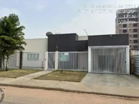 Casa com 3 quartos, 2 banheiros, 161,75m² construída, ocupada
