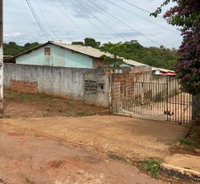 Casa residencial com 5 quartos, ocupada, área ampla