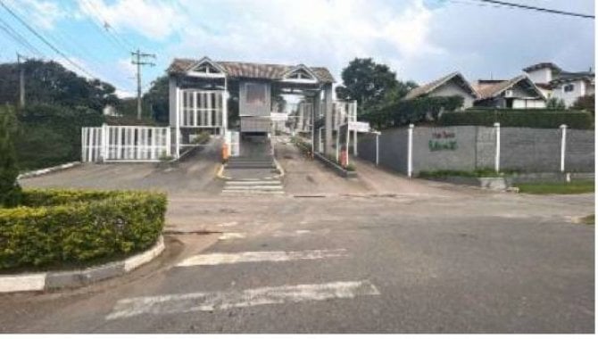 Casa em Condomínio com 3 Quartos e 5 Banheiros em Vargem Grande Paulista