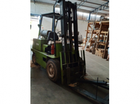 Terreno com 9.432,74m² e Empilhadeira Clarik C300