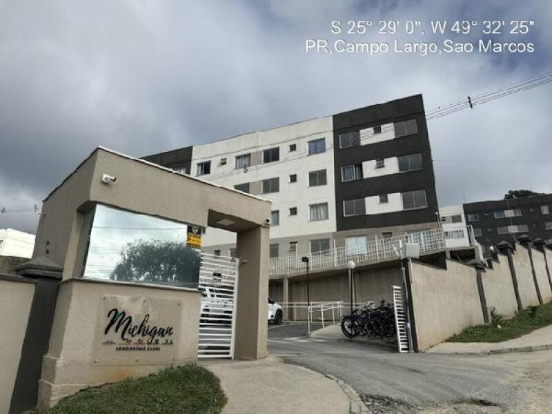 Apartamento com 2 quartos em Campo Largo-PR