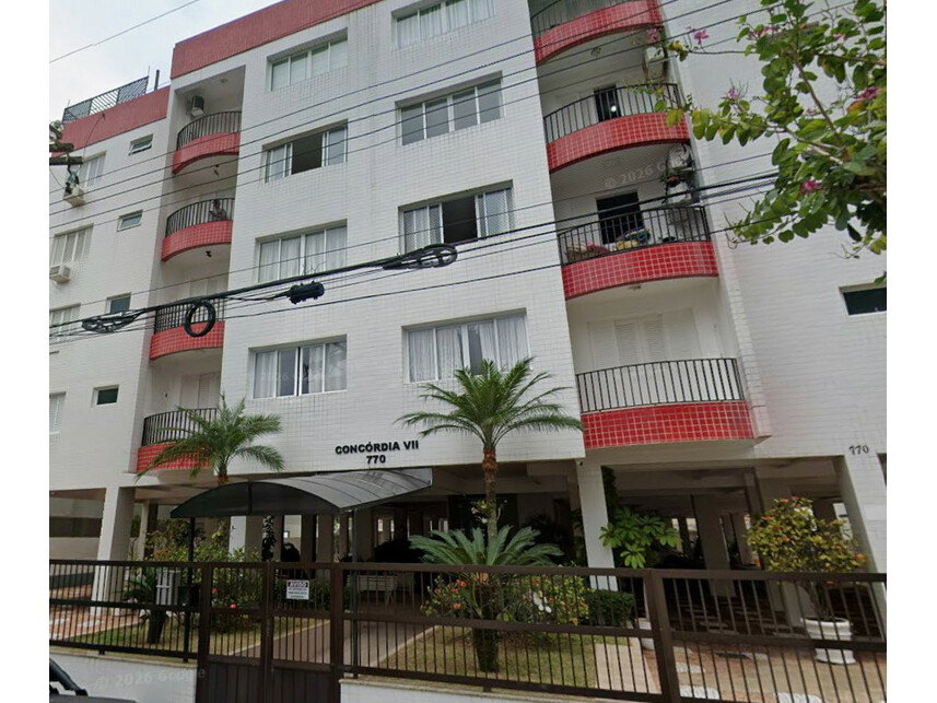 Apartamento com 2 Quartos em Leilão Judicial