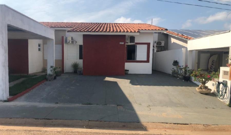 Casa com 86m², 2 quartos, 1 banheiro, ocupada