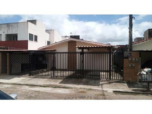 Casa Ocupada em Pau Amarelo, Paulista/PE com 54.27m²
