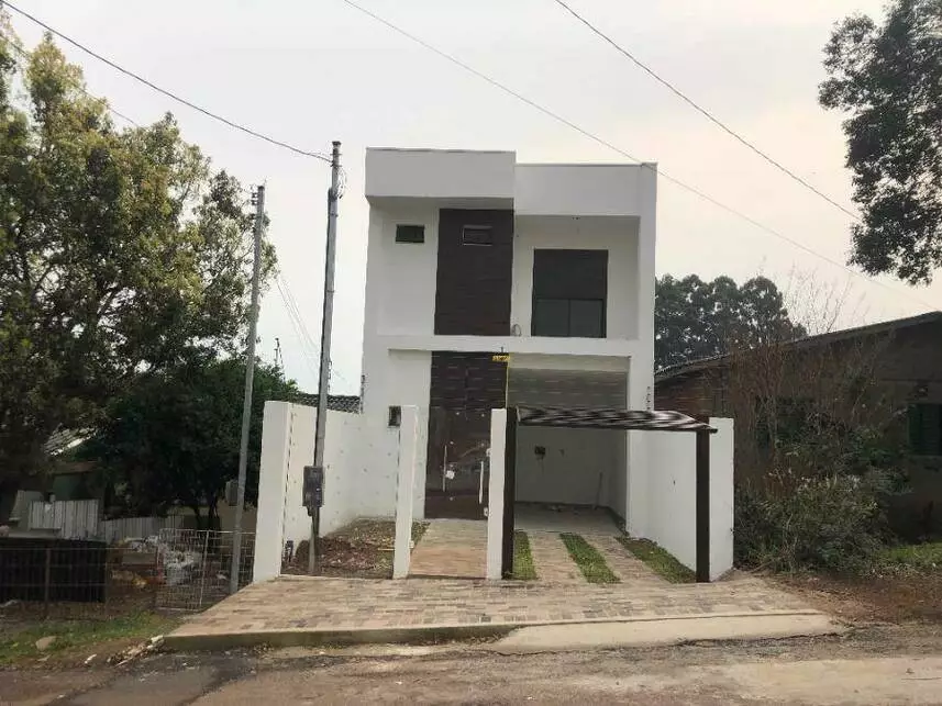 Casa Ocupada com 151m² de Área Construída em Leilão