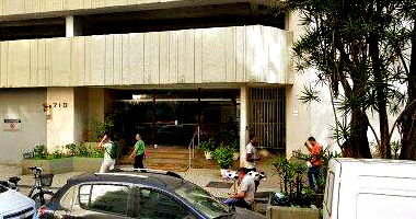 Apartamento 130m², 3 quartos, suíte, vaga no Leme