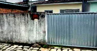 Casa com 2 quartos e 2 banheiros em Santa Rita/PB