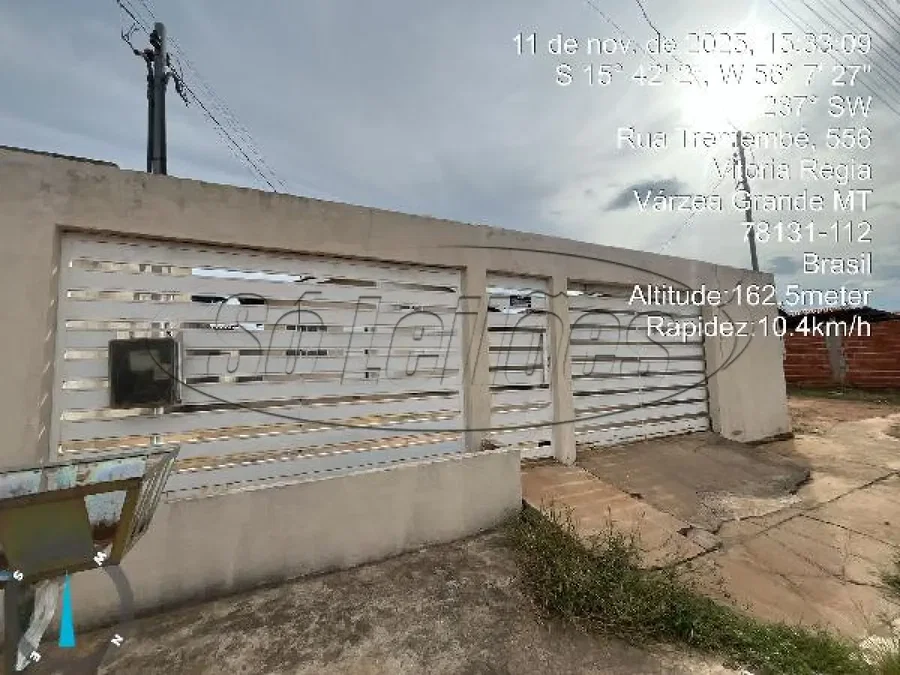 Casa com 2 quartos, 38,32m², terreno 200m², desocupada