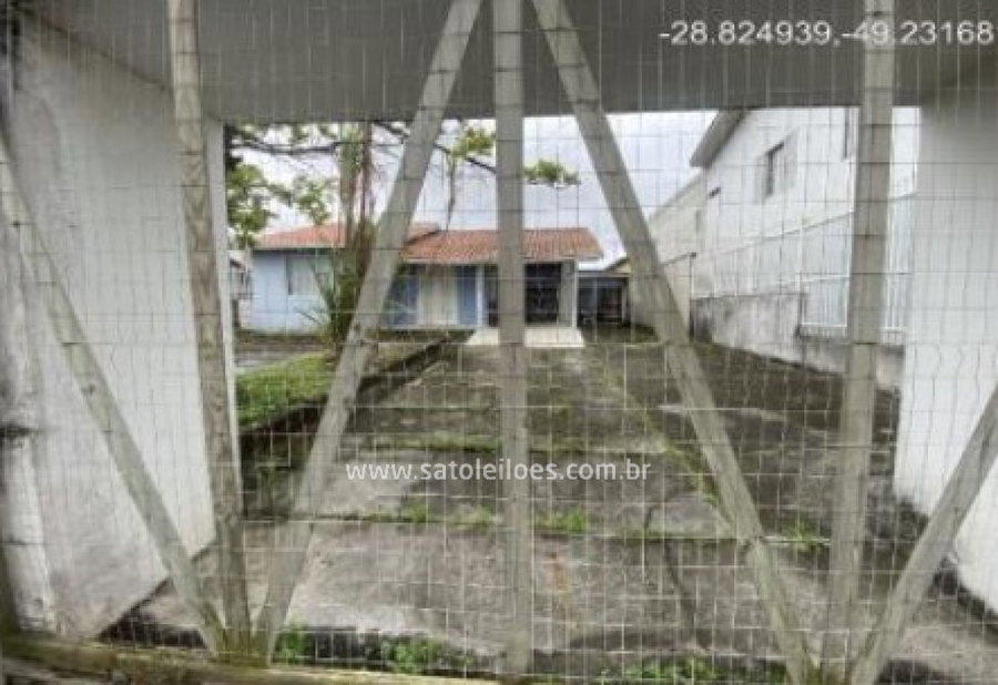 Casa Ocupada com Terreno de 350m² em Balneário Rincão/SC