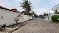 Casa com 3 quartos, 2 banheiros, garagem e área de 500m²