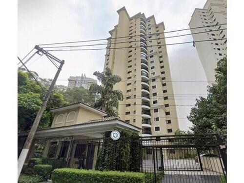 Apartamento de luxo com 3 vagas e 158m² na Vila Andrade