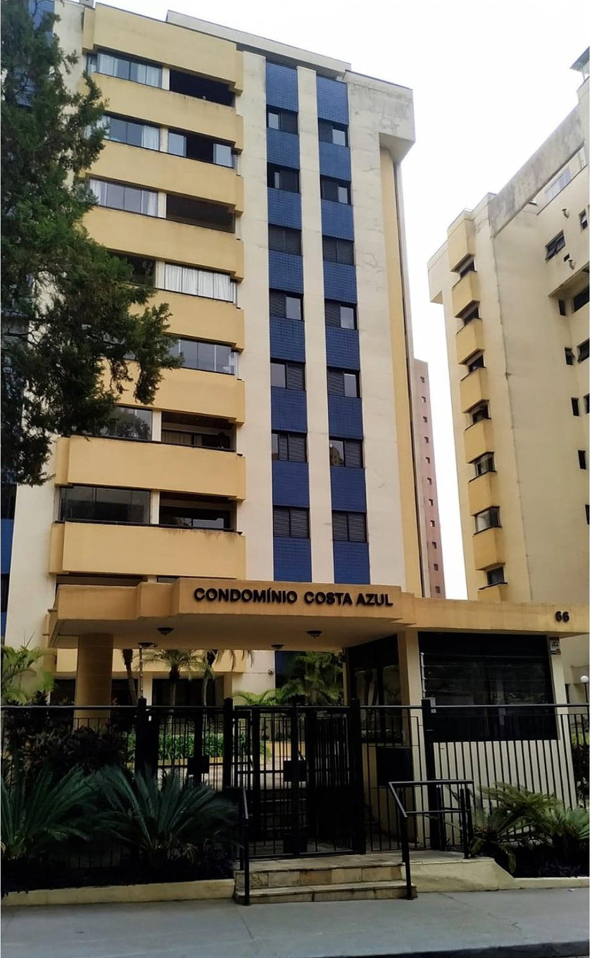 Apartamento com 80m², 2 vagas e depósito no Condomínio Costa Azul