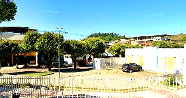 Imóvel Comercial com Aproximadamente 950m² em Cataguases/MG