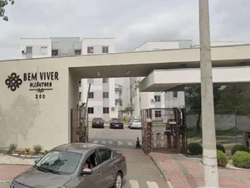 Apartamento com 2 quartos e 1 vaga em São Gonçalo/RJ