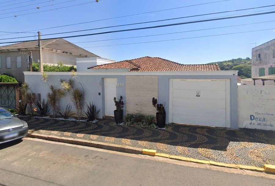 Imóvel Residencial, 211m² em São Sebastião da Grama/SP