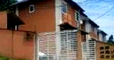 Casa com 2 quartos, 1 banheiro e 1 vaga, 79,04 m² construída
