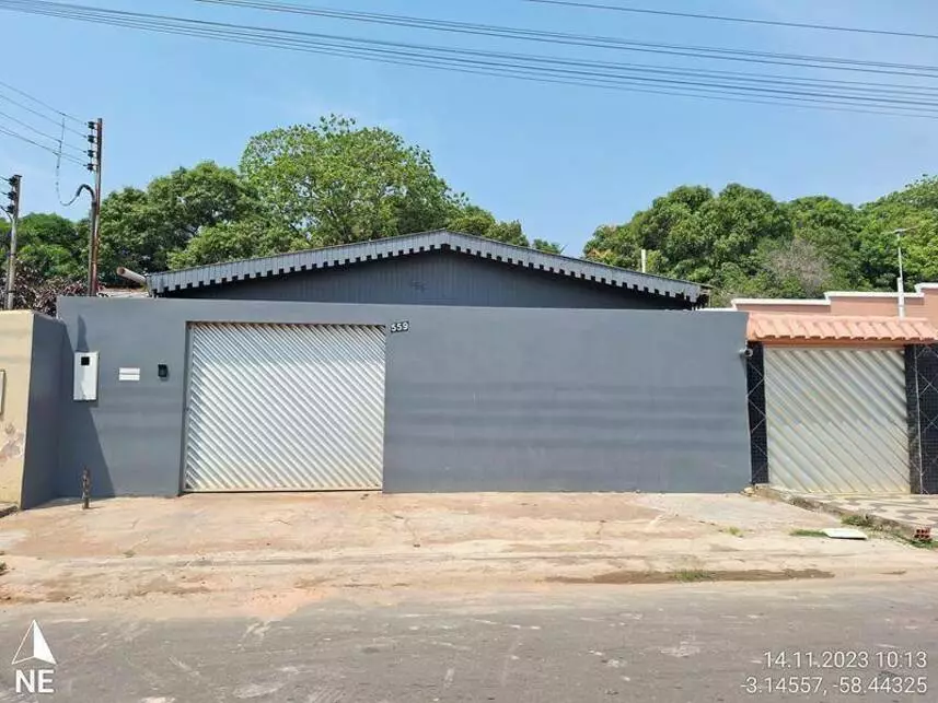 Casa Ocupada com 1 Vaga e 352m² de Terreno em Itacoatiara