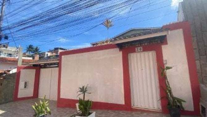 Casa com 6 quartos e 7 banheiros em Salvador