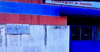 Galpão industrial amplo com 3.296m² construídos em terreno de 3.720m²