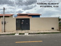 Casa com 1 quarto e 1 banheiro, 68,97 m², 1 vaga de garagem