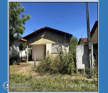 Casa em Demerval Lobão com 200m² de terreno