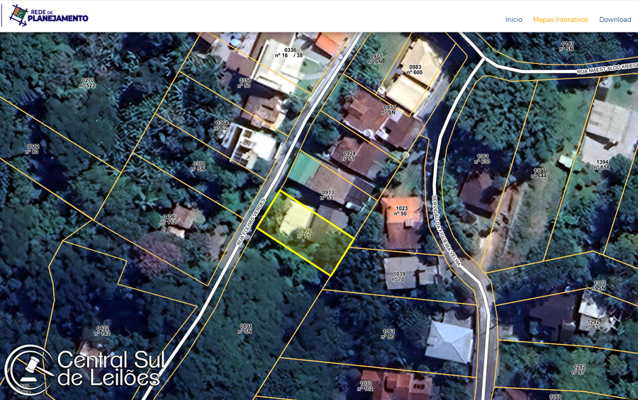 Terreno com casa de 66,5m² em Córrego Grande, Florianópolis