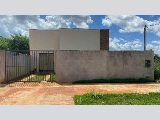 Casa Ocupada em Sinop - MT com 300m² de Terreno