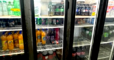 Expositores Verticais para Frios em Bom Estado