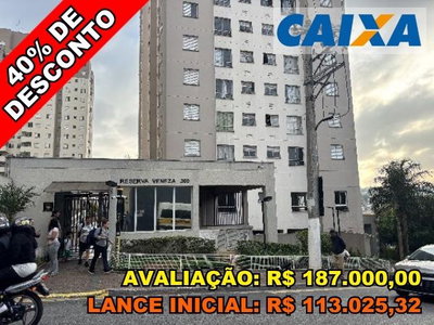 Apartamento com 1 vaga de garagem em Osasco