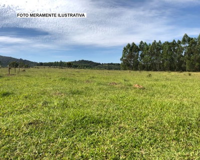 Terreno rural de 60.000 m² com área de preservação
