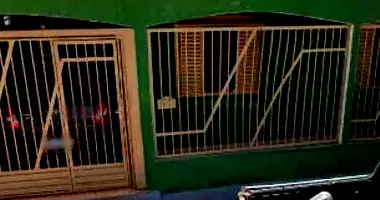 Casa em Leilão com 81m² Construída e Terreno de 135m²