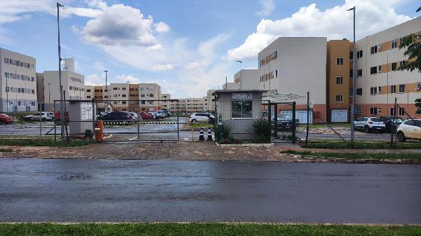 Apartamento com 2 Quartos, 1 Banheiro, 63,6m² Total