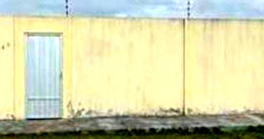 Casa com 3 quartos e 4 vagas em Extremoz/RN