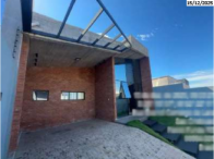 Casa 2 pav. 214,80m² com piscina e garagem para 2 carros